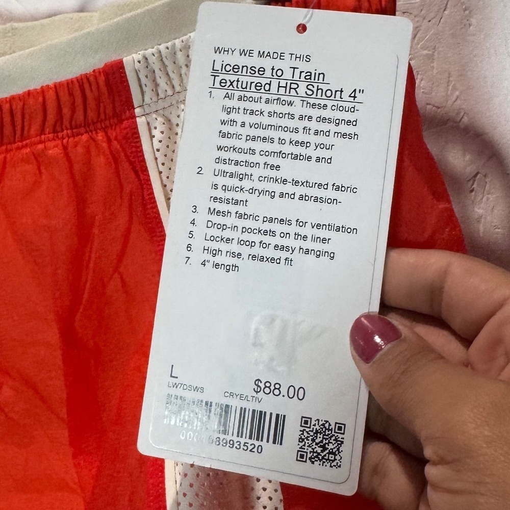 Lululemon License to Train Textured HR Short 4 Red White LW7DSWS Womens L NEW - Picture 4 of 5